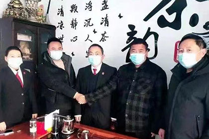 追讨欠款：如何向法院提起诉讼要求还款